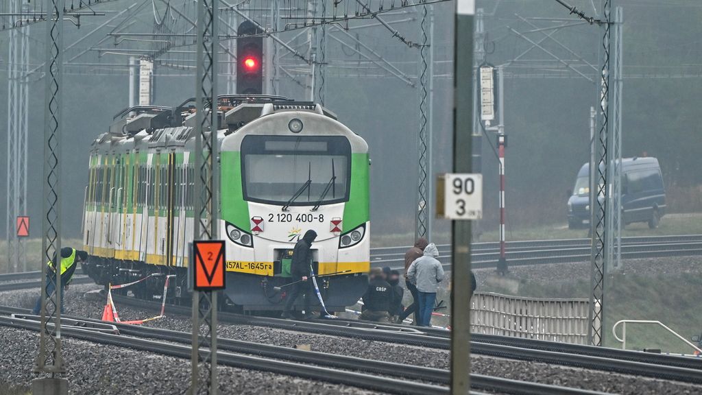 Polen ziet in spoorexplosie sabotage van cruciale aanvoerroute voor Oekraïne