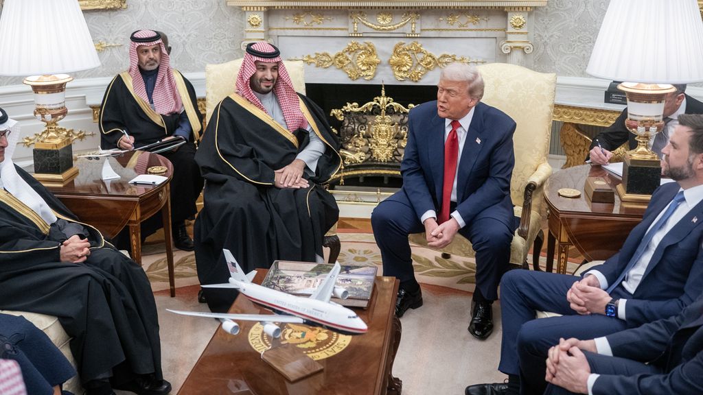 Trump en Saudische kroonprins Bin Salman sluiten defensiedeal