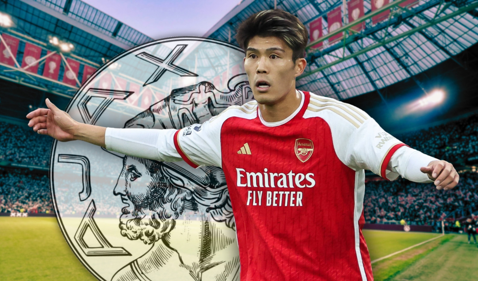 Takehiro Tomiyasu in het shirt van Arsenal met op de achtergrond het logo en stadion van Ajax