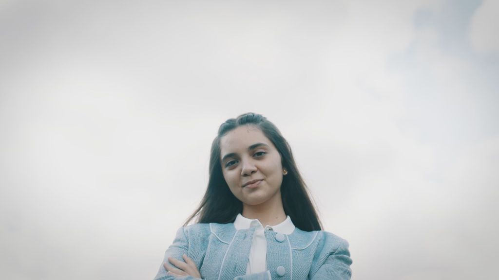 Syrische Bana Alabed (15) wint de Kindervredesprijs