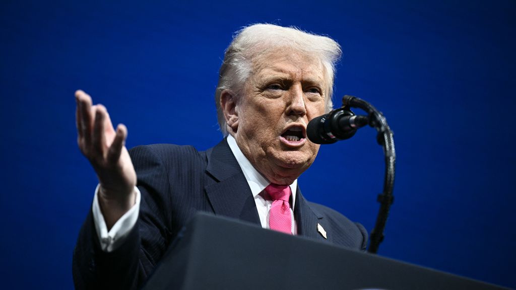 Trump beschuldigt Democratische politici van opruiing, 'staat doodstraf op'