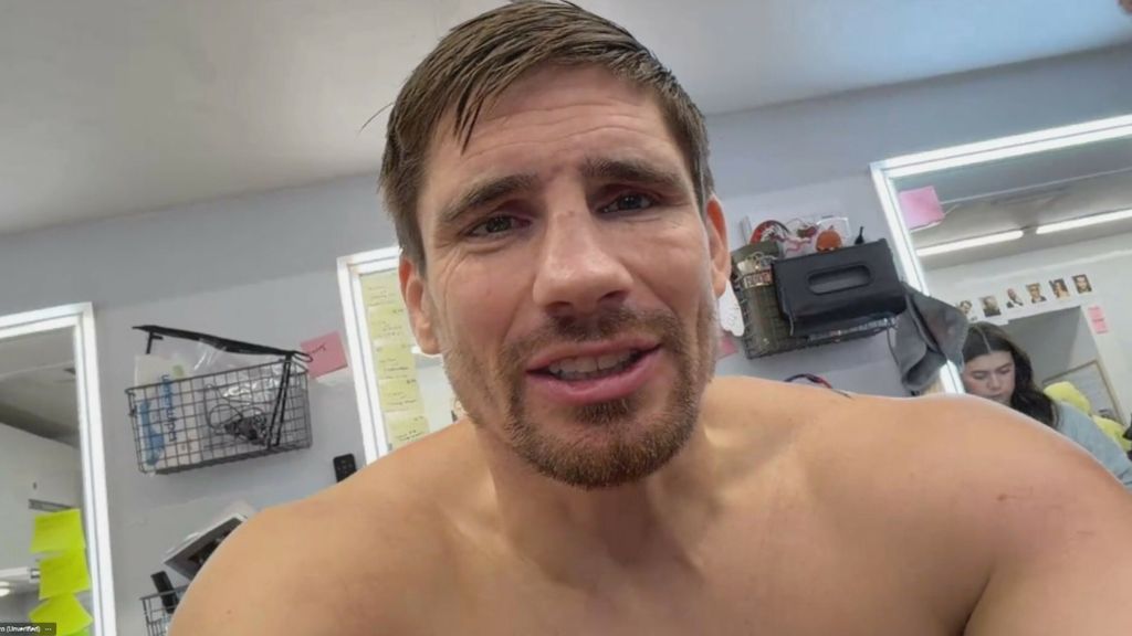 Verhoeven in gesprek met UFC ('heb tijd op MMA getraind') en kritisch op Glory