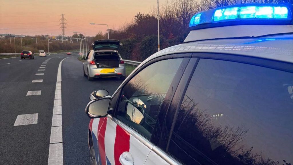 Vader met drugs achter stuur bij Maastricht, politie haalt kind (6) uit auto