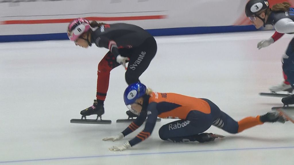 Xandra Velzeboer loopt finaleplaats mis door valpartij, ook Van 't Wout onderuit