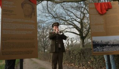 Tv-programma zet verwijderde panelen naast begraafplaats Margraten neer