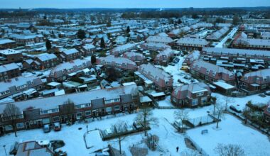 Sneeuw in Nederland, witte plaatjes en waarschuwing om gladheid