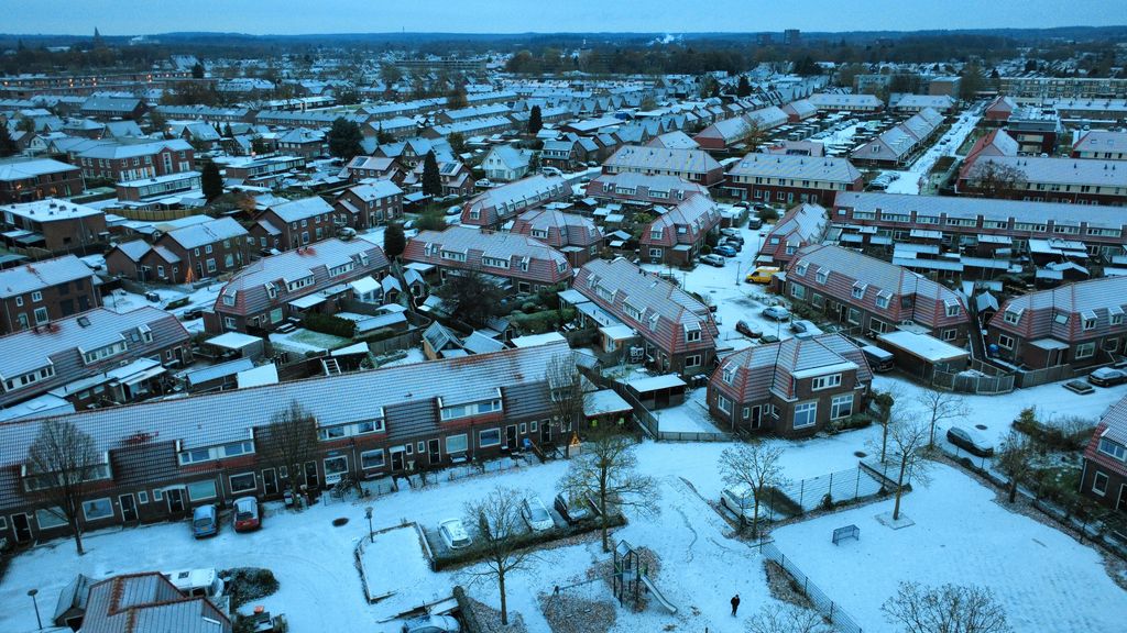 Sneeuw in Nederland, witte plaatjes en waarschuwing om gladheid
