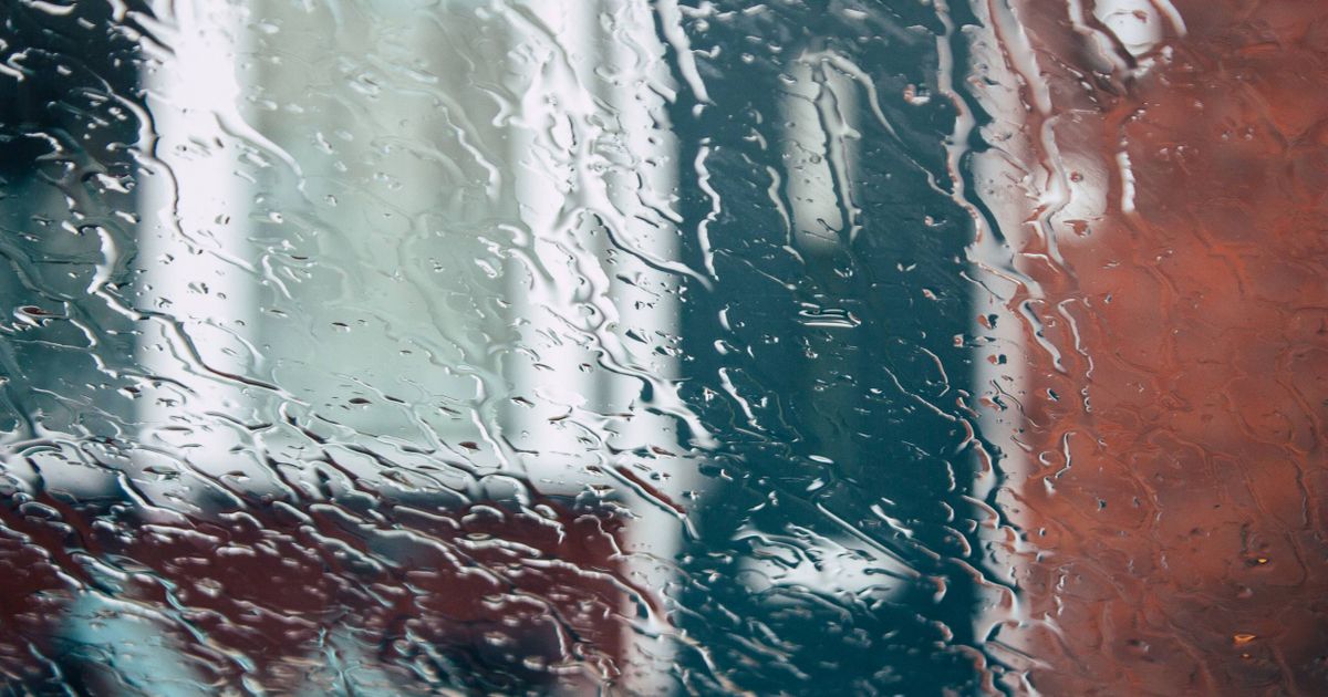 Welingelichte Kringen - Nieuws van overal: minder lezen, meer weten