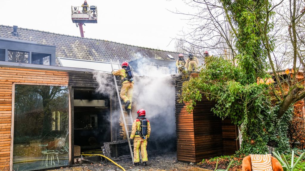 Twee huizen beschadigd door brand in Geldrop
