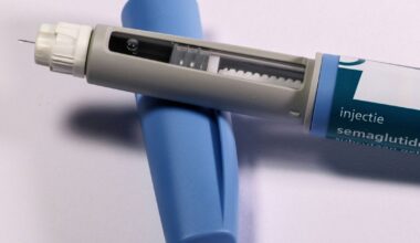 Welingelichte Kringen - Nieuws van overal: minder lezen, meer weten