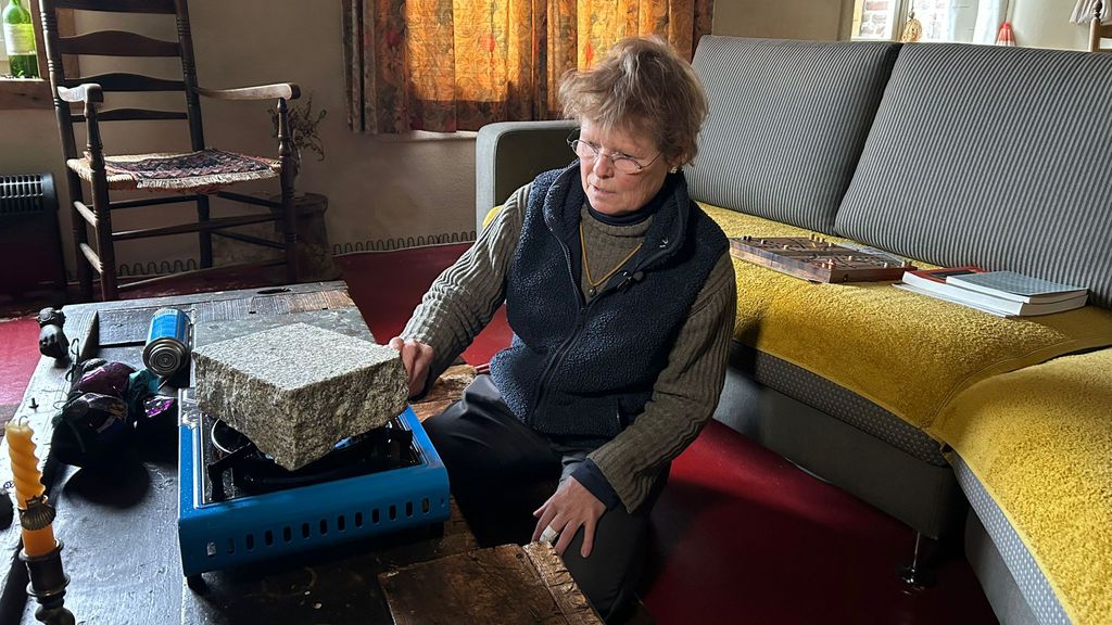 geen contacten en warmte van een steen