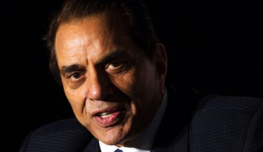 Bollywood acteur Dharmendra (89) overleden: 'Einde van een tijdperk'