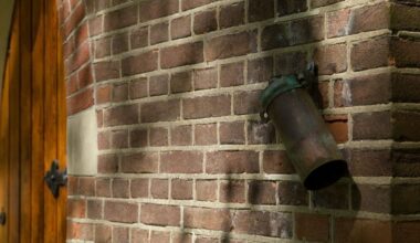 Na koperdiefstal in Veenhuizen worden regenpijpen vervangen door replica's