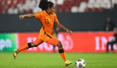 Opnieuw kiest Oranje-international voor Suriname: 'Eerbetoon aan mijn familie' - Mee Met Oranje
