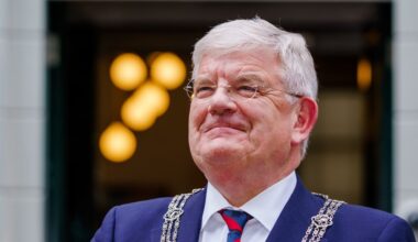 Jan van Zanen krijgt tweede termijn als burgemeester van Den Haag