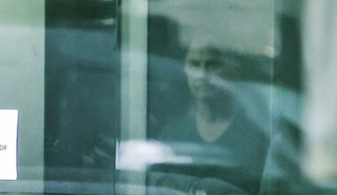 Braziliaanse oud-president Bolsonaro in cel om straf van 27 jaar uit te zitten