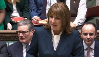 Labour-minister van Financiën laat belastingen stijgen om haar doelen te halen