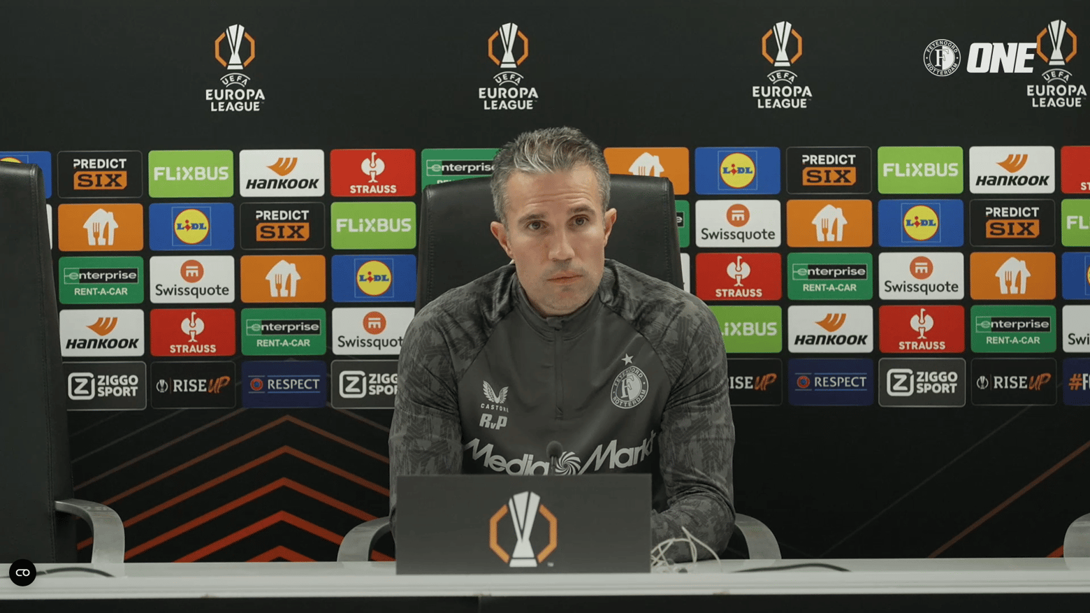 Van Persie persconferentie Feyenoord