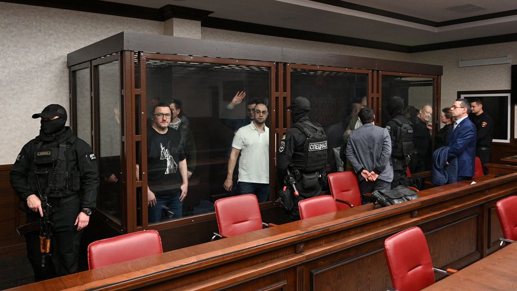 Russische rechtbank legt acht keer levenslang op voor opblazen Krimbrug