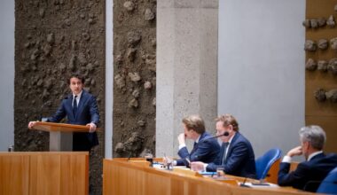 Wrevel tussen premier Schoof en Kamerleden over extra geld voor Oekraïne