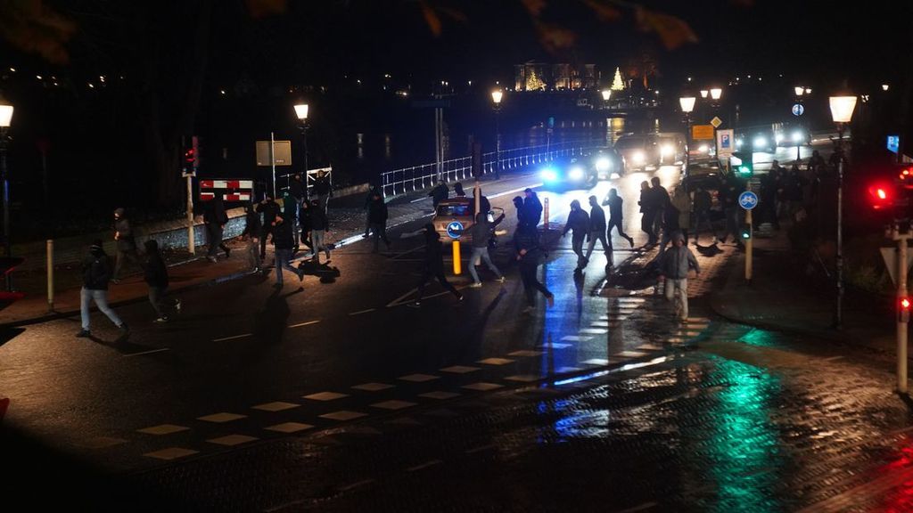 VfB Stuttgart woedend over behandeling supporters in Deventer