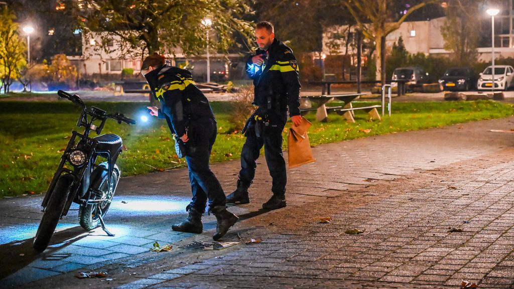 Jongen zwaargewond bij afsteken van vuurwerk in Schiedam
