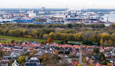 Provincie Noord-Brabant wil meer onderzoek voor besluit over Moerdijk