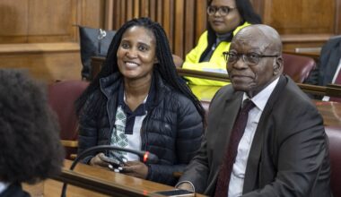 Dochter oud-president Zuma verdacht van ronselen Zuid-Afrikanen voor leger Rusland