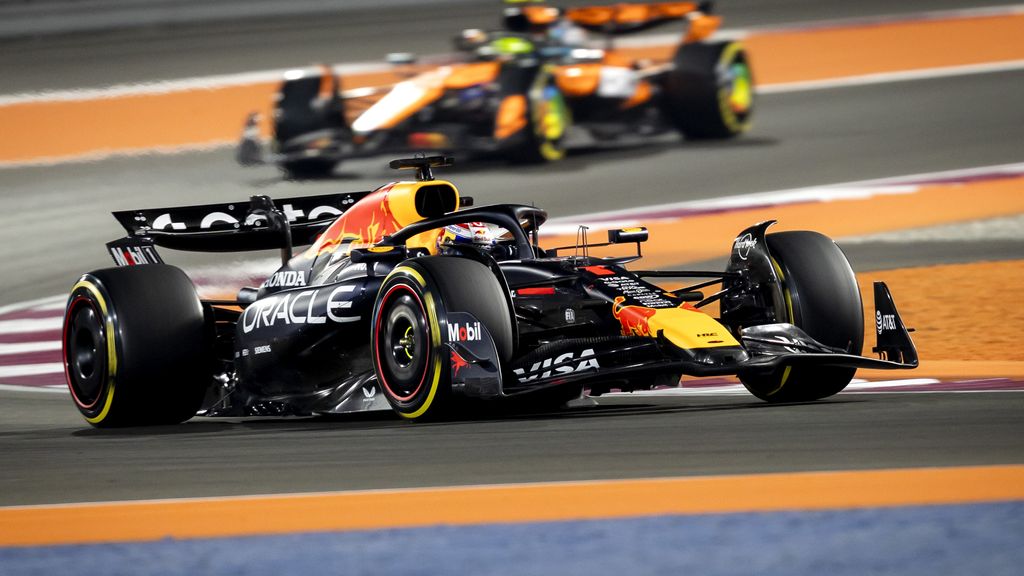 Verstappen vervloekt hobbelende auto in Qatar: 'Sprintrace wordt overleven'