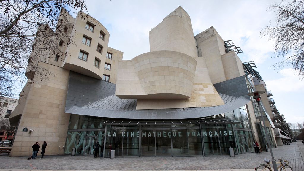 Franse filminstelling sluit zalen na vondst bedwantsen