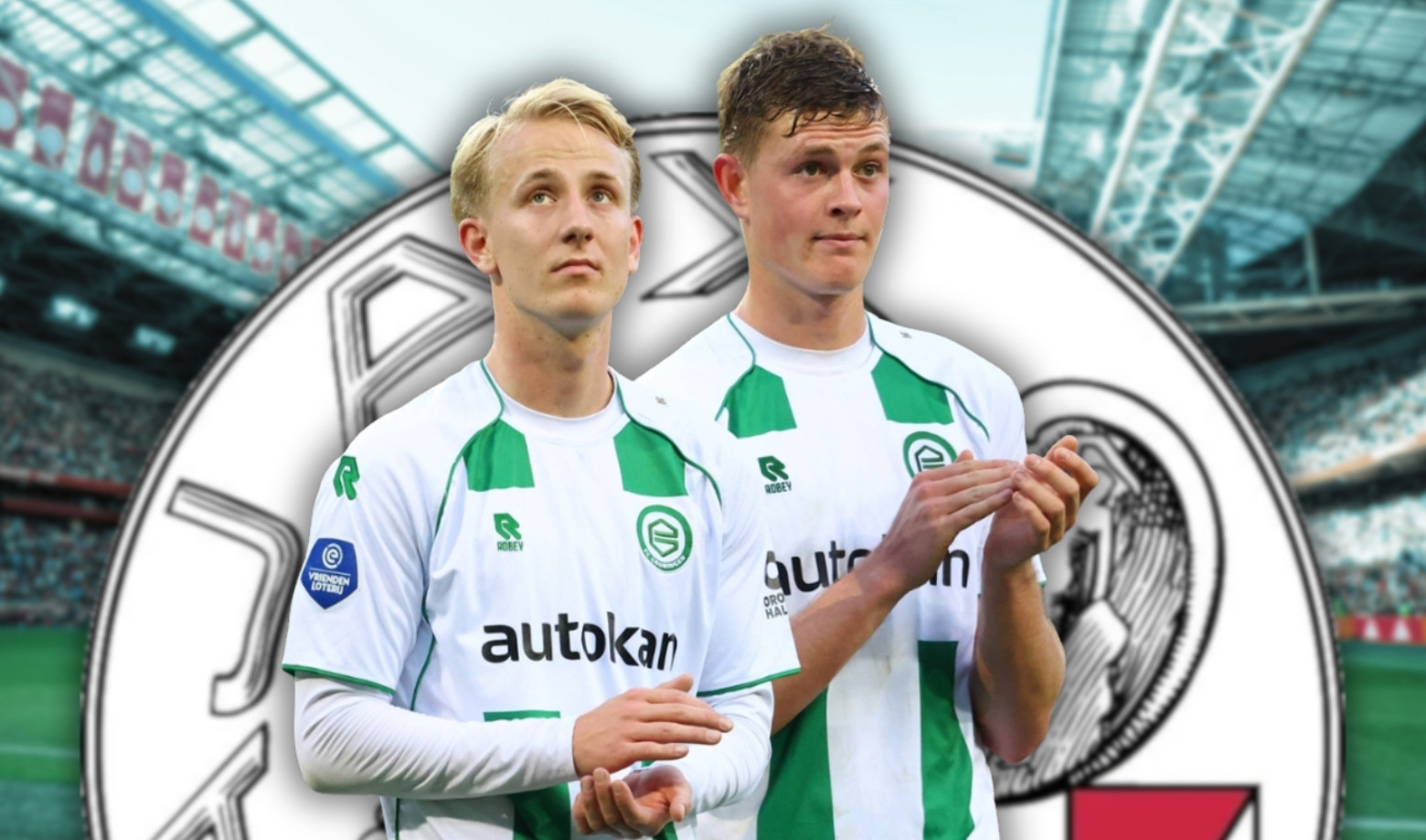 FC Groningen-spelers Dies Janse en Thijmen Blokzijl met op de achtergrond het Ajax-logo en de Johan Cruijff ArenA