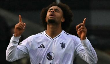 Zirkzee scoort na jaar weer eens in Premier League voor winnend Manchester United