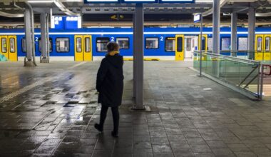 Treinverkeer van en naar Noord-Nederland verstoord door poging koperdiefstal