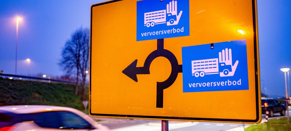 Pluimveehouderij verder op slot, alleen noodzakelijk bezoek