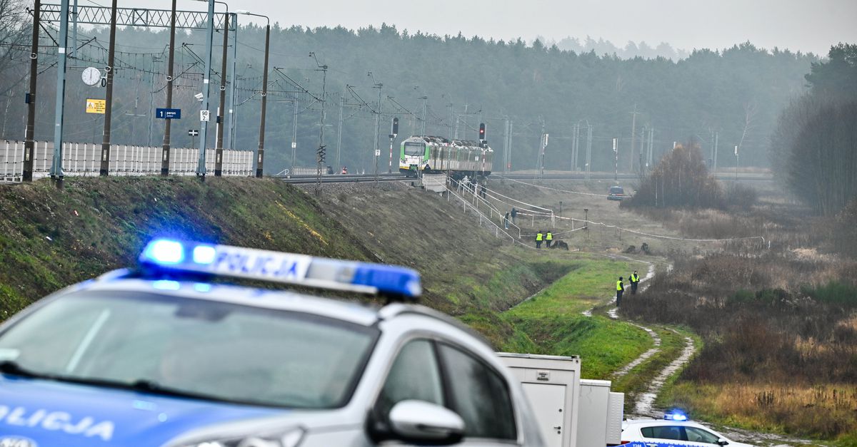 Polen neemt explosies bij spoor hoog op en wijst naar Russische veiligheidsdiensten