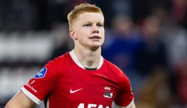 Manchester United legt eerste contact met Smit