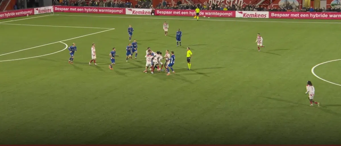 Almere City pakt drie punten tegen TOP Oss na vechtpartij