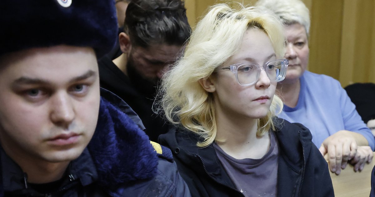 Diana Loginova zit inmiddels al meer dan een maand vast vanwege haar protestmuziek