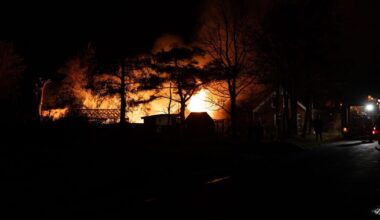 112-nieuws: Grote brand bij privésauna in Leermens - RTV Noord