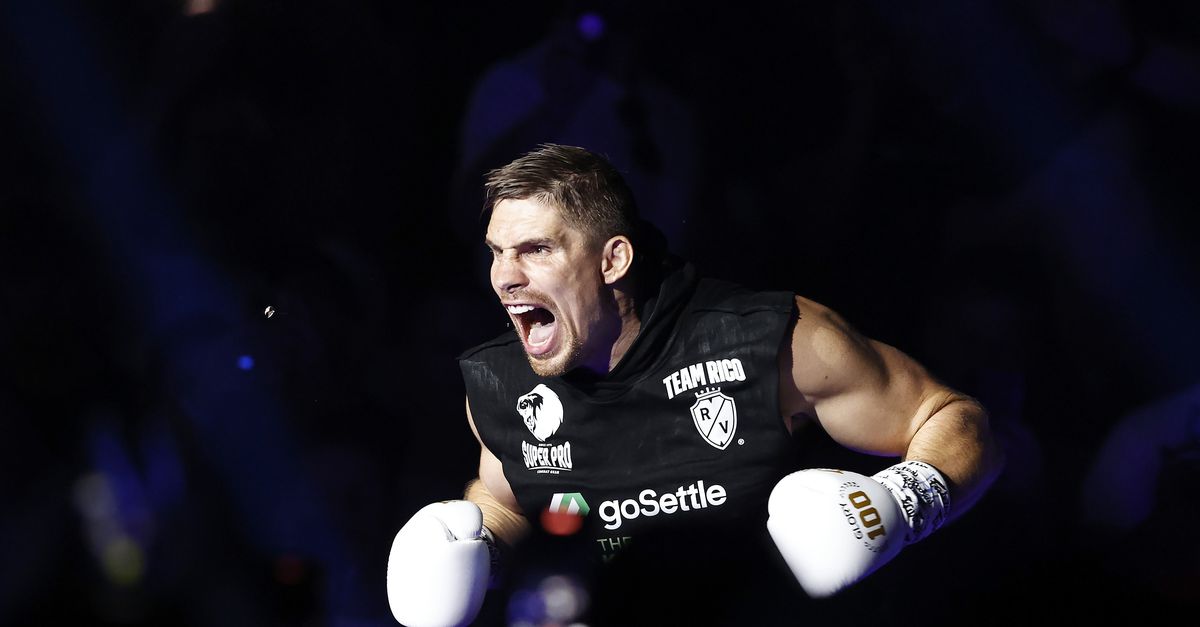 Rico Verhoeven geeft wereldtitel kickboksen op, stopt bij Glory: ‘Geen afscheid, maar een tot ziens’