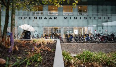 Drieduizend werknemers Openbaar Ministerie waarschuwen voor fouten in strafzaken door ICT-problemen