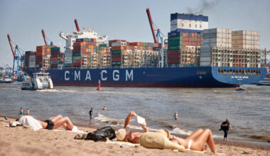 CO2-uitstoot Europese scheepvaart bereikt recordhoogte, en daar zitten de Houthi’s wellicht voor iets tussen