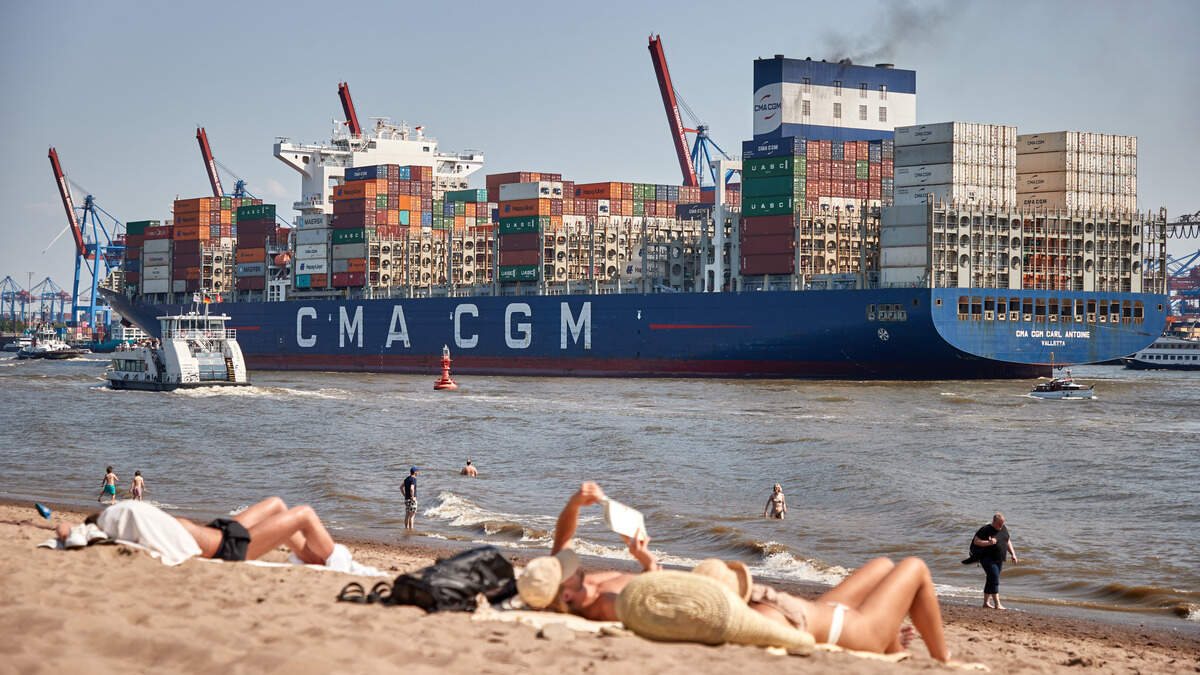 CO2-uitstoot Europese scheepvaart bereikt recordhoogte, en daar zitten de Houthi’s wellicht voor iets tussen