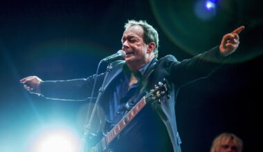 Thé Lau’s laatste wens inspireert reünie: ’Zorg ervoor dat de muziek van The Scene blijft bestaan.’