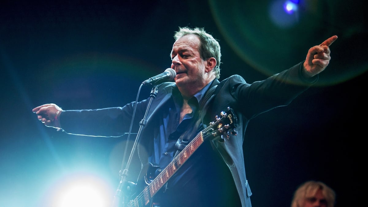 Thé Lau’s laatste wens inspireert reünie: ’Zorg ervoor dat de muziek van The Scene blijft bestaan.’