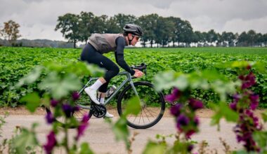 Review Specialized Aethos 2: Lichter & Comfortabeler Raceplezier