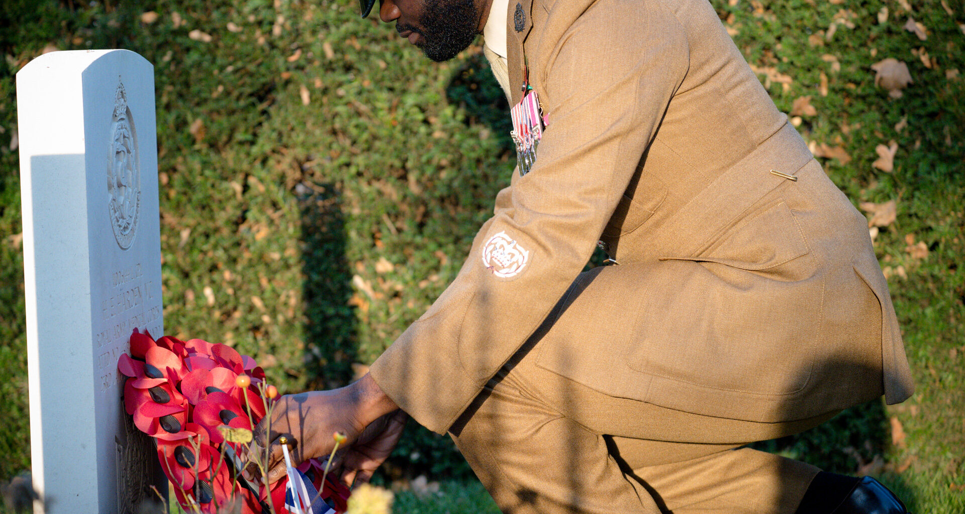 Stil moment van dankbaarheid op de Britse Begraafplaats in Nederweert