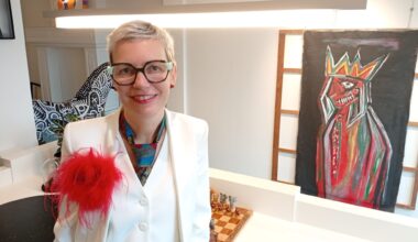 Kunstenares uit Lier stelt haar eigen woning open: “Laten zien wat kunst doet in een huis”