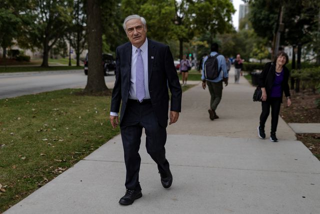 Joel Mokyr op de campus van zijn universiteit in Evanston, Illinois.
