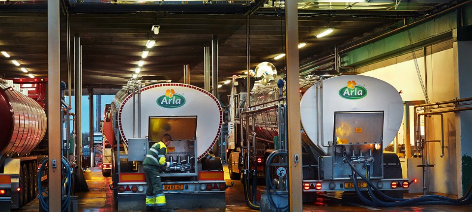 Melkprijs Arla daalt in december met bijna 4 euro